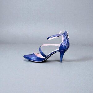 Liz Claiborne Blue 'Hudson' Patent Leather Heels with Rear Zip - Size 8.5